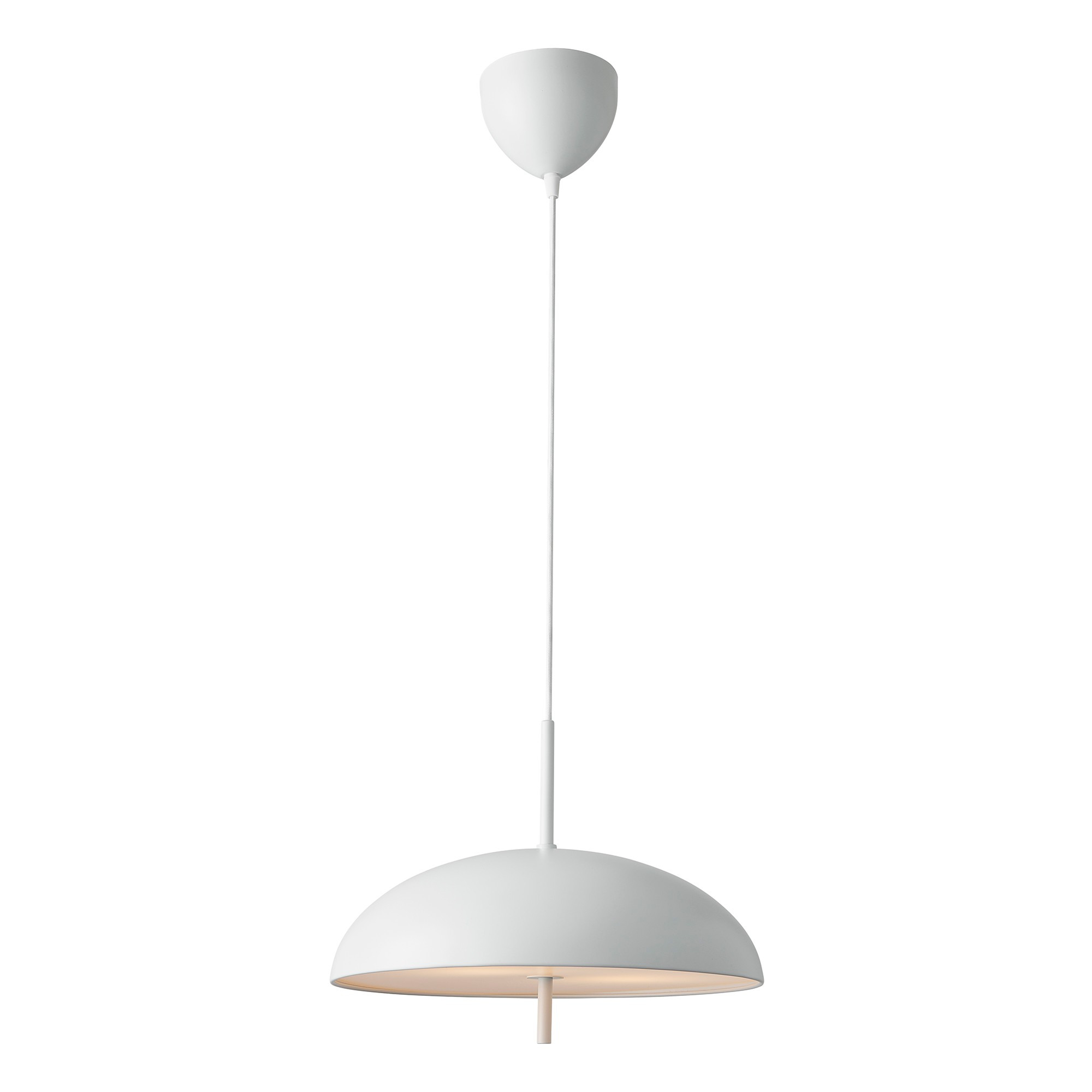 Suspension Versale cadre en métal avec abat-jour demi rond au design scandinave par Design For the People