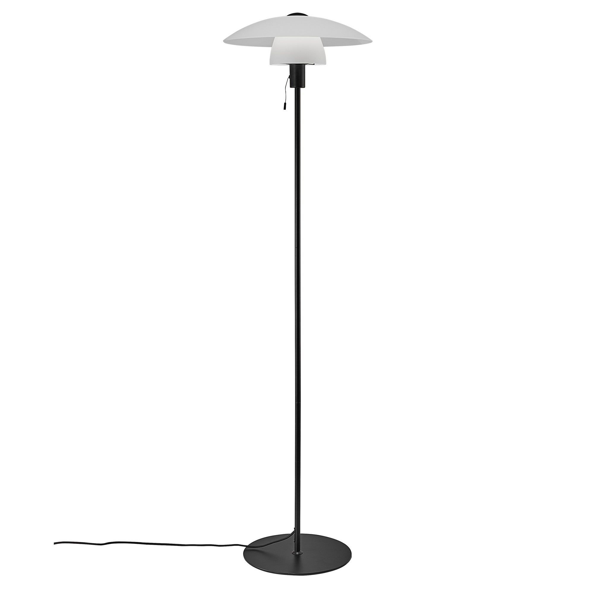 Lampadaire Verona cadre en métal avec abat-jour en verre opale au design contemporain par Nordlux Lampadaire Verona cadre en métal avec abat-jour en verre opale au design contemporain par Nordlux