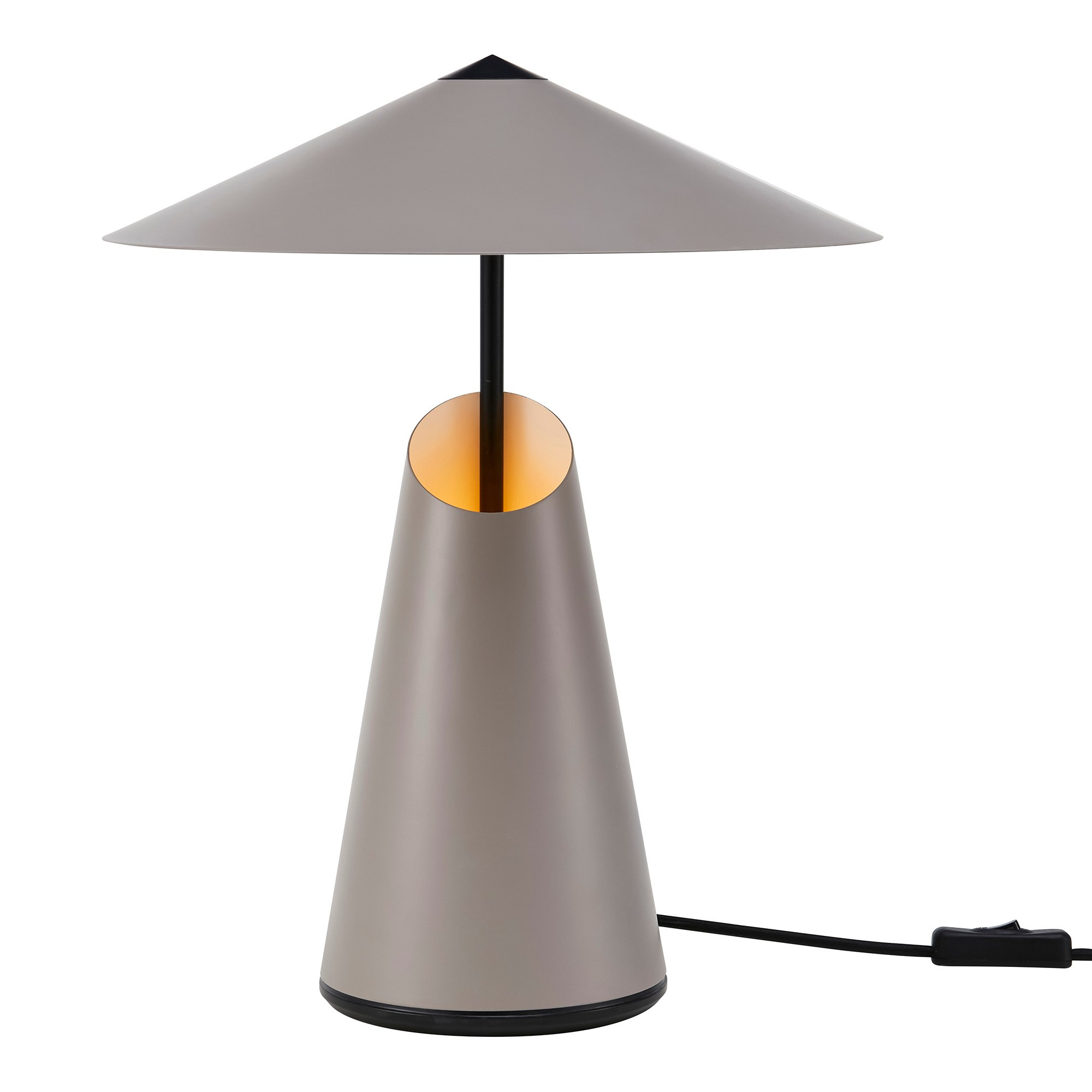 Lampe à poser Taido base conique avec abat-jour triangulaire au design contemporain par Design for the people Lampe à poser Taido base conique avec abat-jour triangulaire au design contemporain par Design for the people