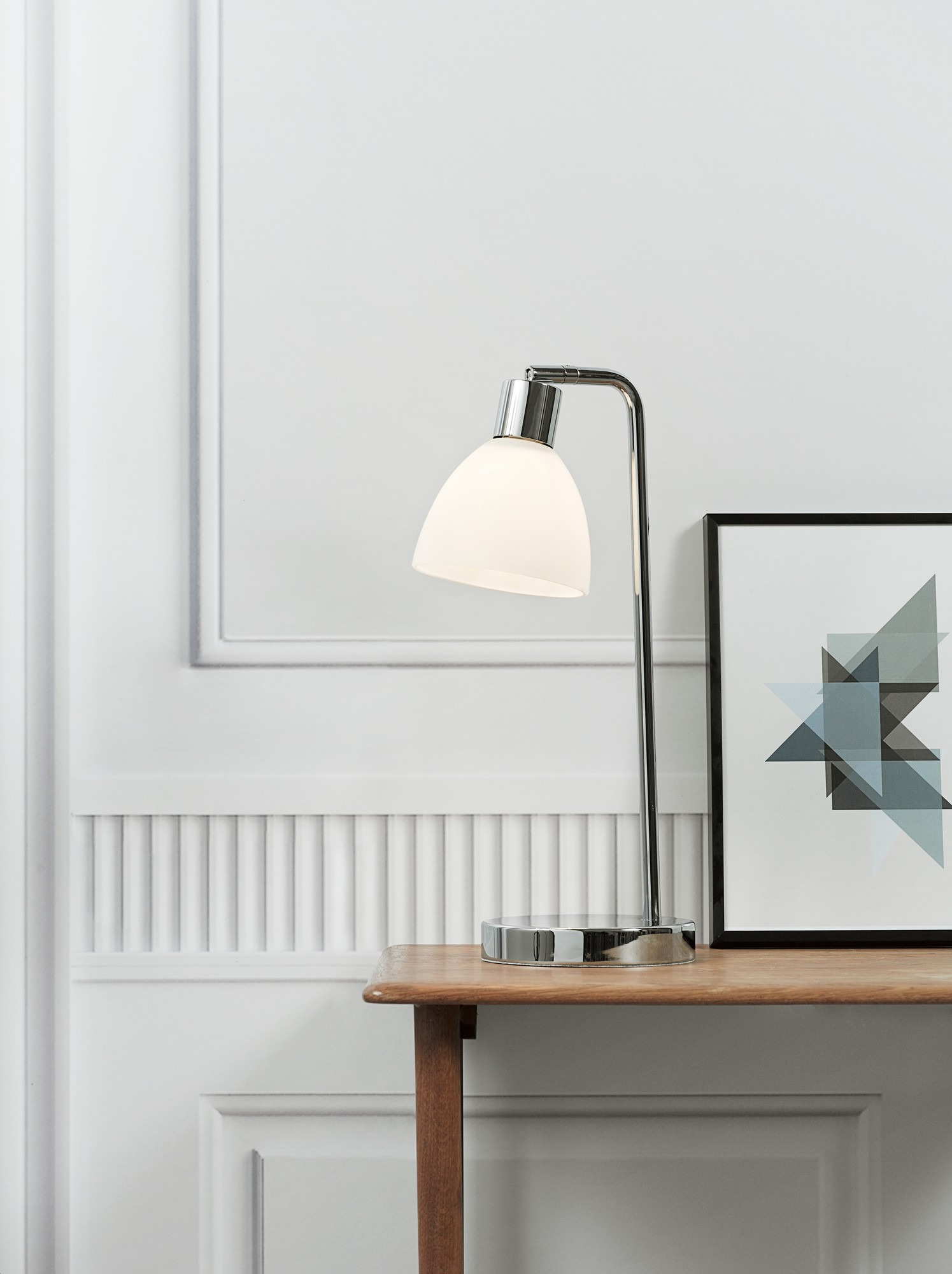 Lampe à poser Ray cadre en métal avec abat-jour classique au design contemporain par Nordlux