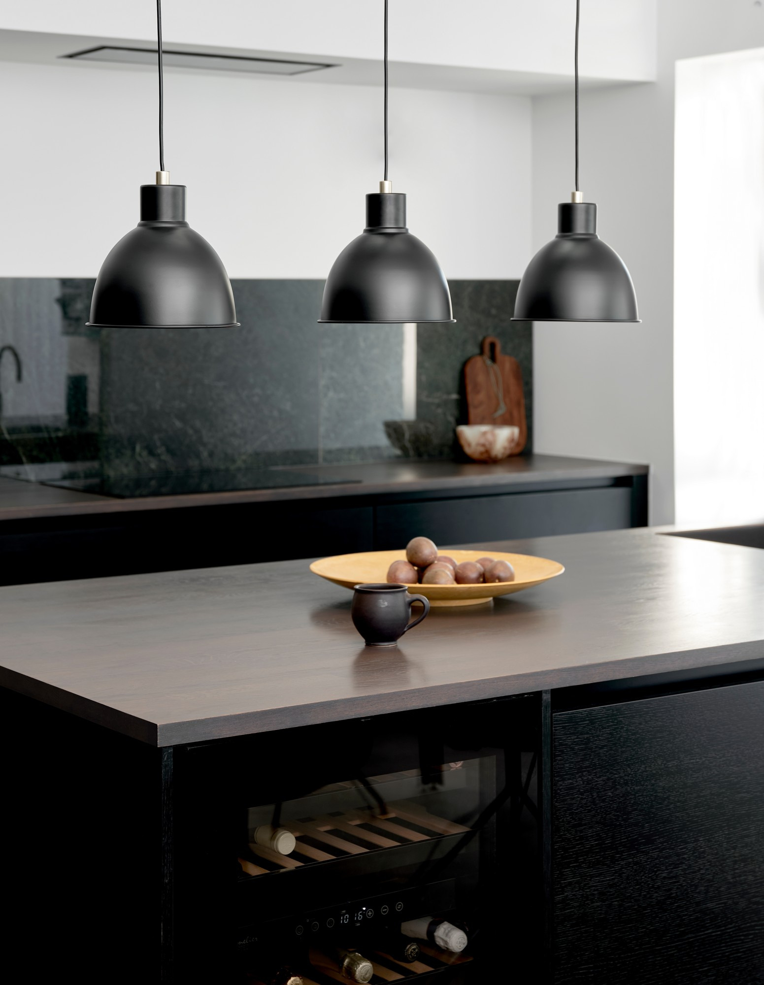 Suspension Pop base métal en bande avec trois abat-jour classique au design contemporain par Nordlux Suspension Pop base métal en bande avec trois abat-jour classique au design contemporain par Nordlux