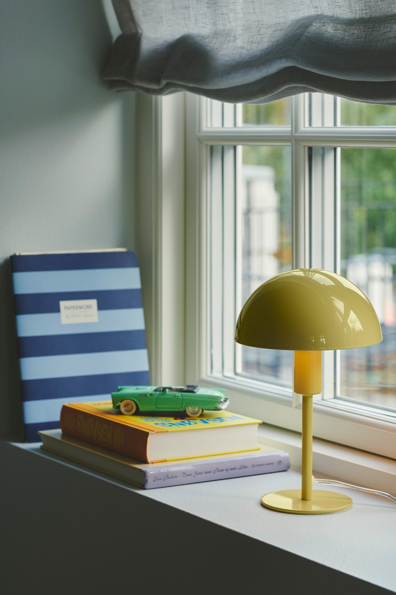 Lampe à poser Ellen mini au design contemporain par Nordlux Lampe à poser Ellen mini au design contemporain par Nordlux