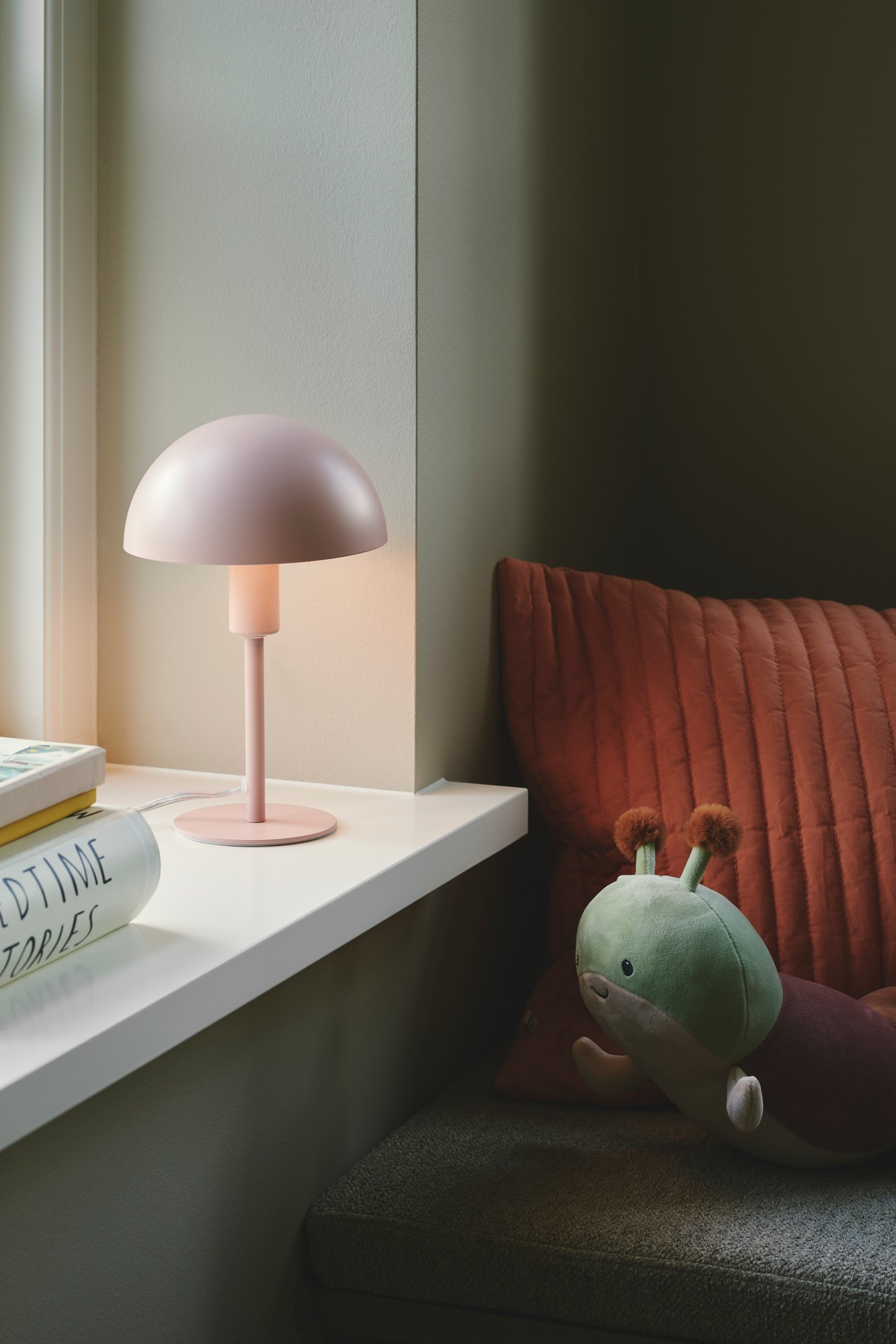 Lampe à poser Ellen mini au design contemporain par Nordlux Lampe à poser Ellen mini au design contemporain par Nordlux