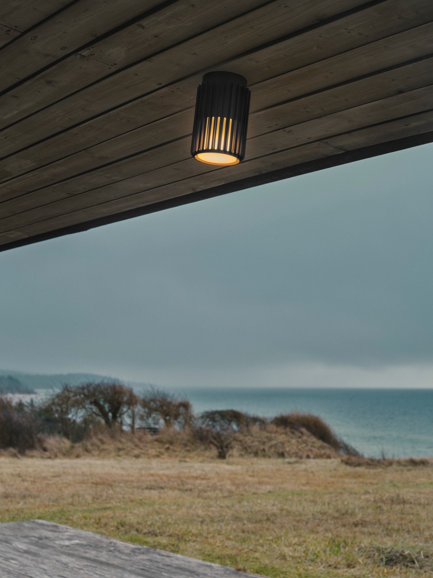Plafonnier d'extérieur Aludra au design contemporain par Nordlux Plafonnier d'extérieur Aludra au design contemporain par Nordlux