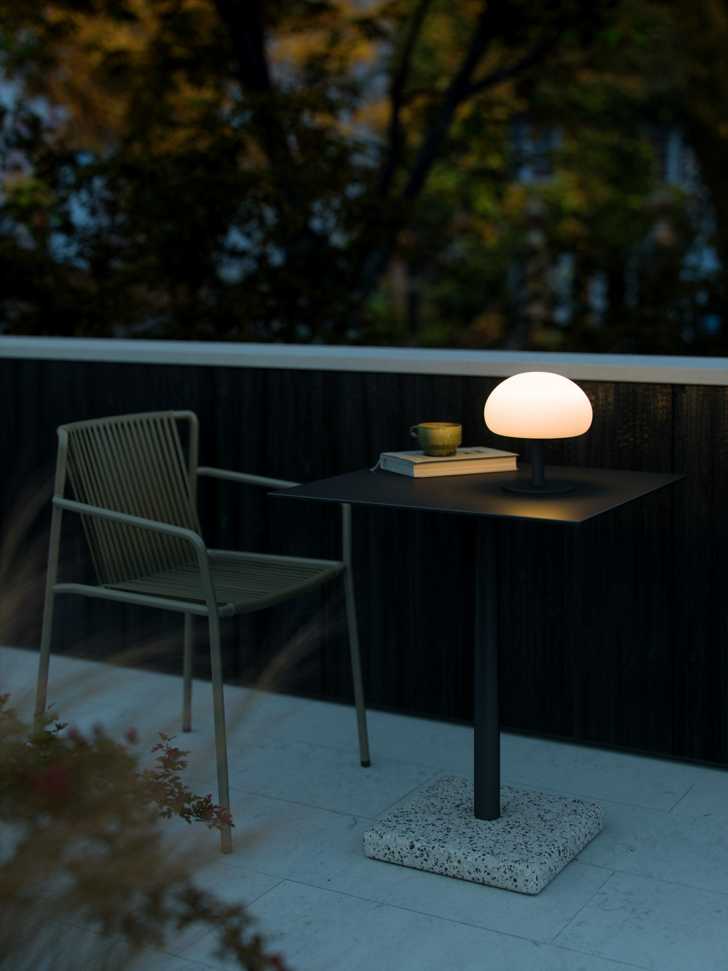 Lampe à poser d'extérieur Sponge au design contemporain par Nordlux Lampe à poser d'extérieur Sponge au design contemporain par Nordlux