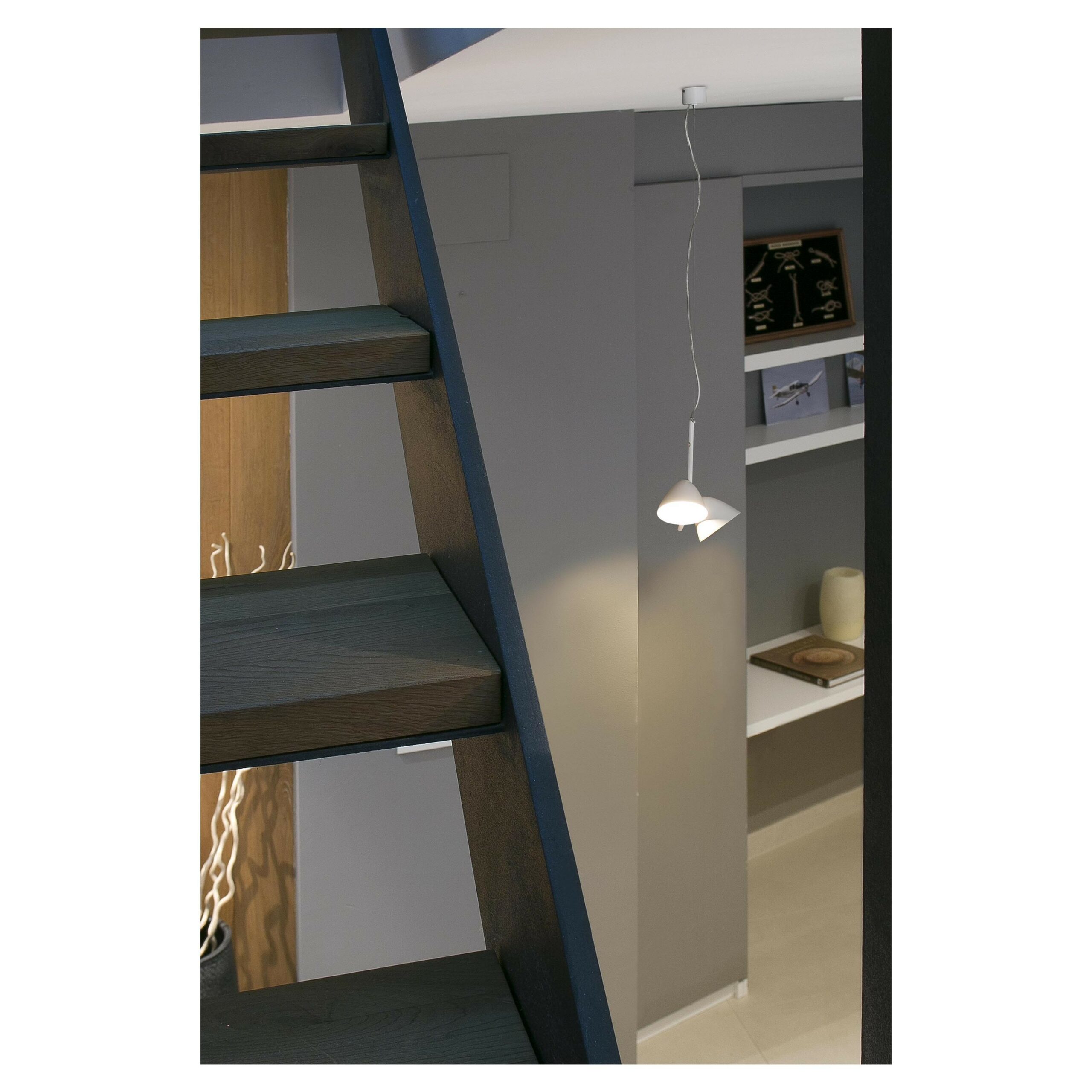 Suspension double Aim noir 2x LED 10W spot cinéma au design contemporain par Estudi Ribaudi