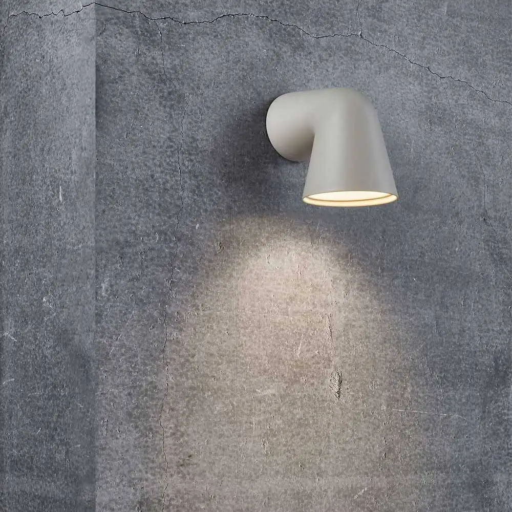 Applique d'extérieur Front Single au design contemporain par Nordlux Applique d'extérieur Front Single au design contemporain par Nordlux