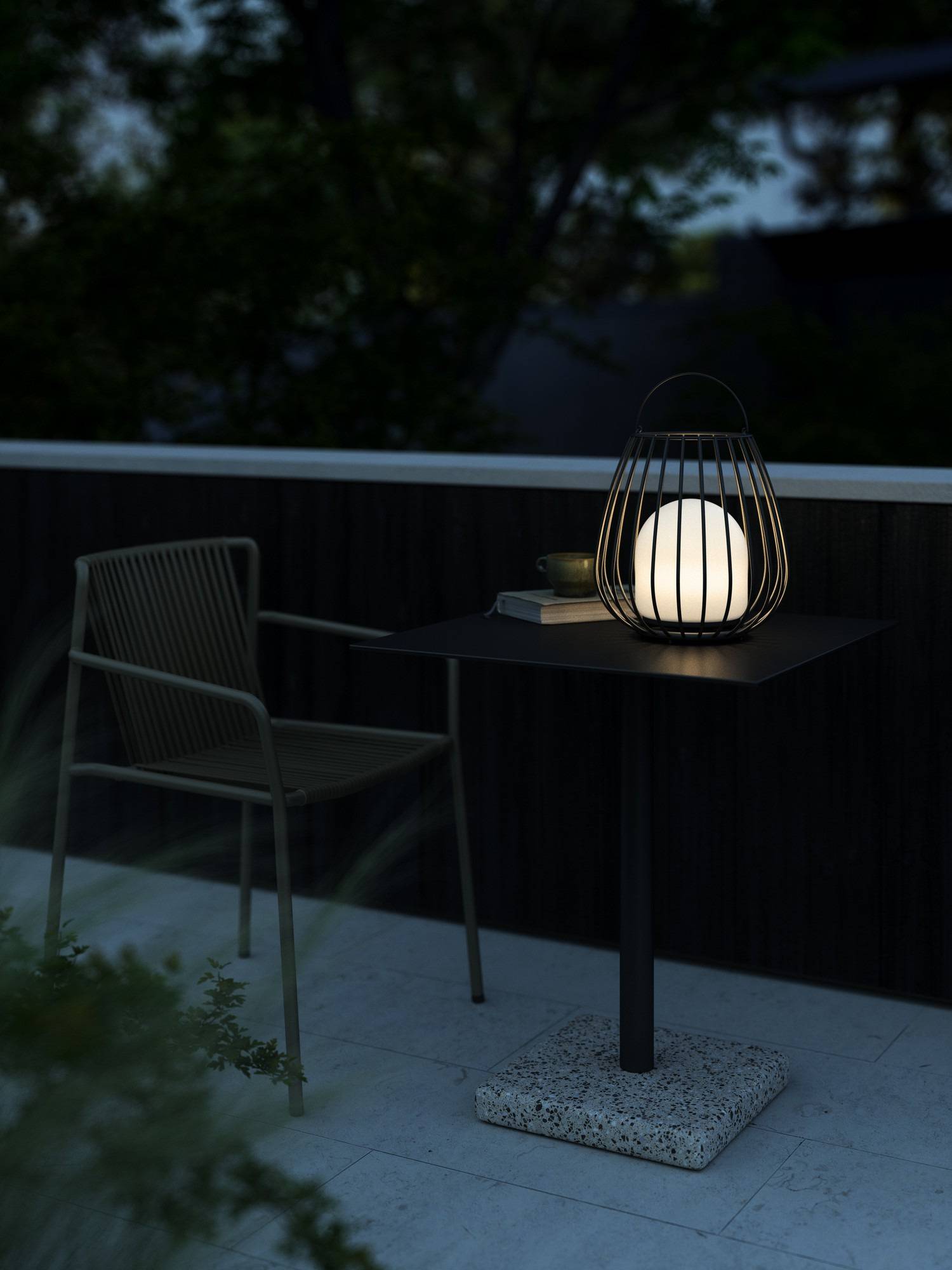 Lampe à poser d'extérieur Jim To Go au design contemporain par Nordlux Lampe à poser d'extérieur Jim To Go au design contemporain par Nordlux