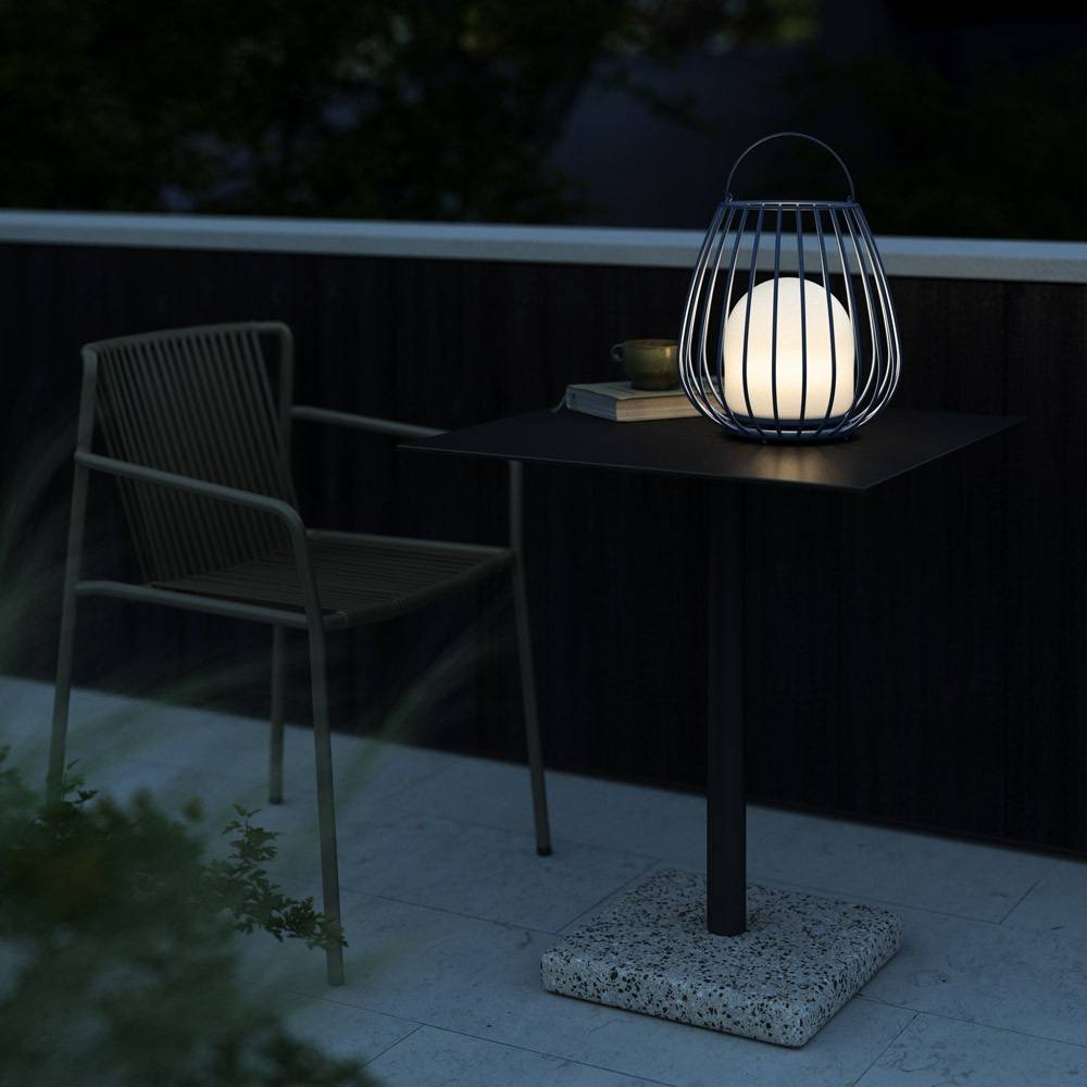 Lampe à poser d'extérieur Jim To Go au design contemporain par Nordlux Lampe à poser d'extérieur Jim To Go au design contemporain par Nordlux