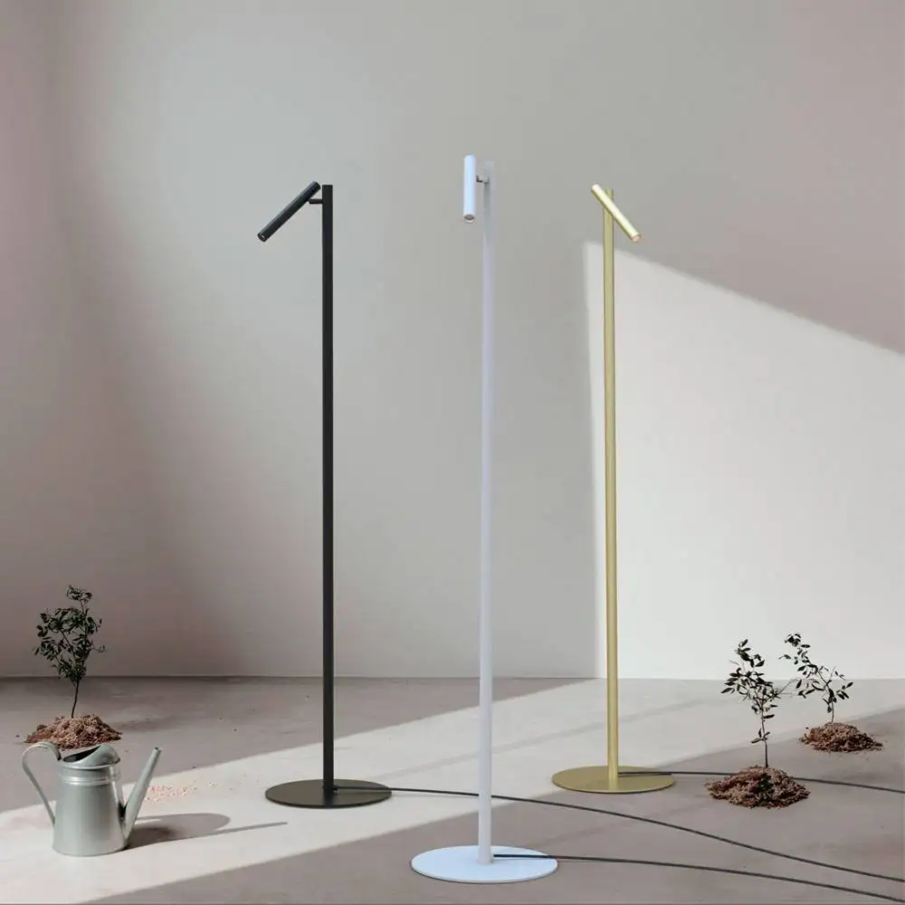 Lampadaire Rui structure en fer par Robin Lamps Lampadaire Rui structure en fer par Robin Lamps