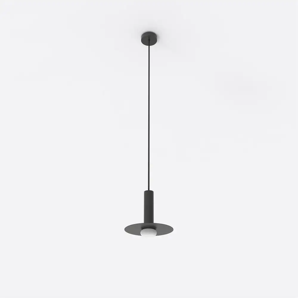 Suspension Reina base en laiton par Robin Lamps Suspension Reina base en laiton par Robin Lamps
