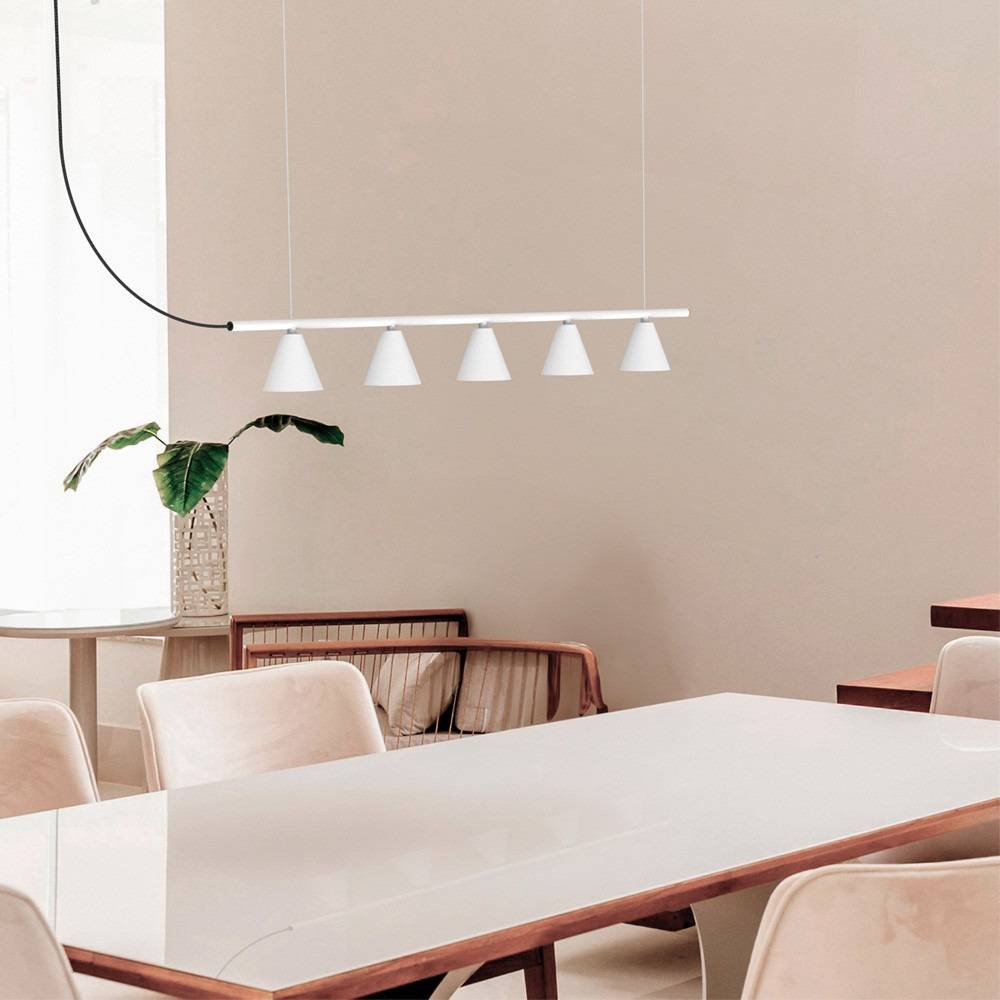 Suspension Rimini chandelier en fer par Robin Lamps