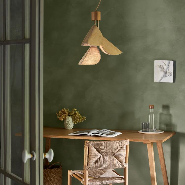 Suspension Lys par Jette Scheib x Forestier Suspension Lys par Jette Scheib x Forestier