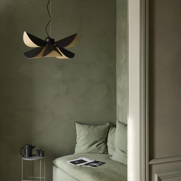 Suspension Lys par Jette Scheib x Forestier Suspension Lys par Jette Scheib x Forestier
