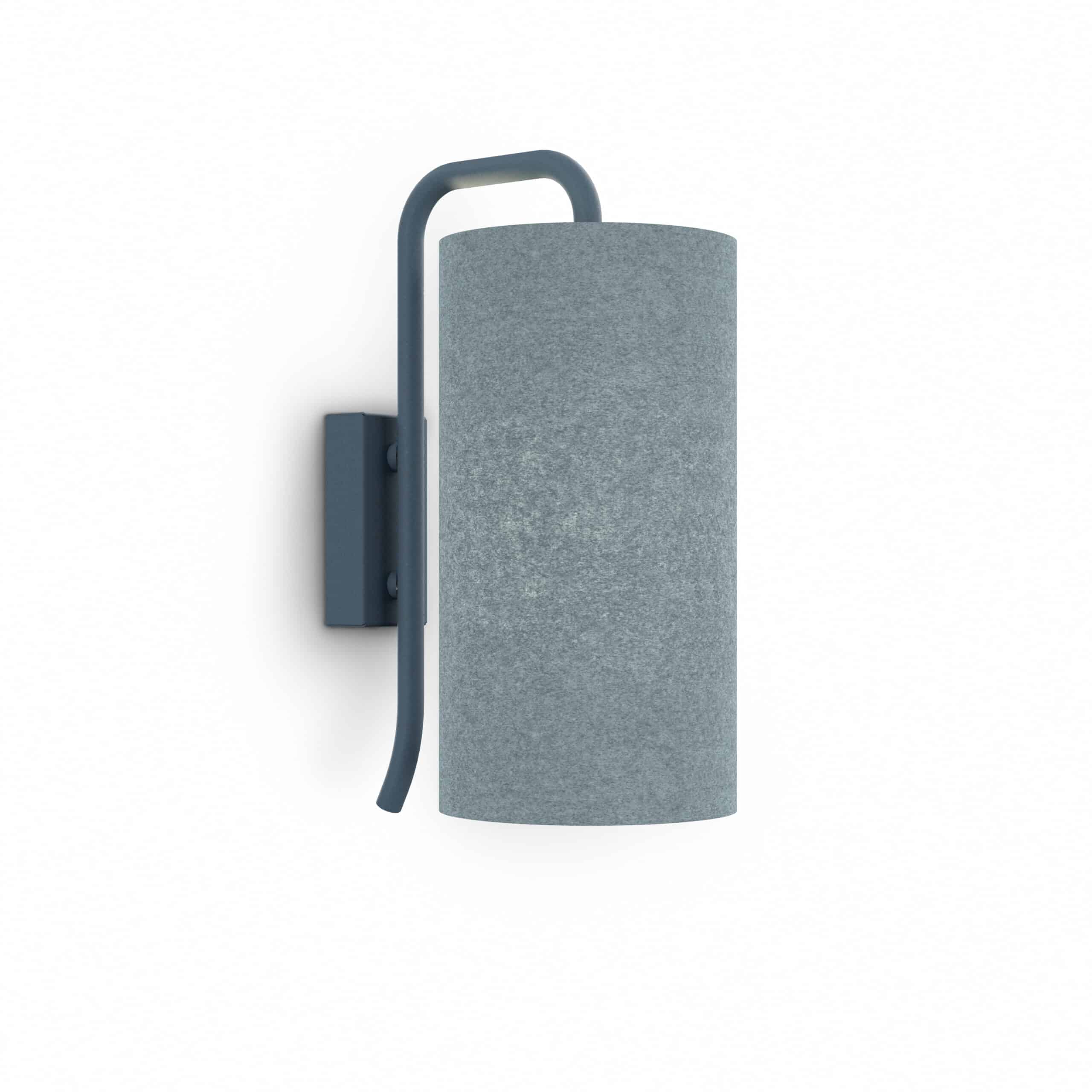Applique murale Pensile avec base en acier et abat-jour cylindrique en laine au design contemporain par Belid