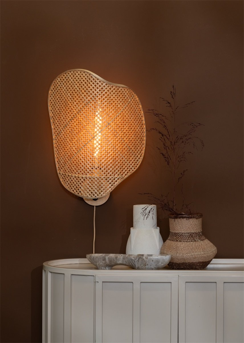 Applique murale Kinabalu en bamboo au design naturel par Good & Mojo Applique murale Kinabalu en bamboo au design naturel par Good & Mojo