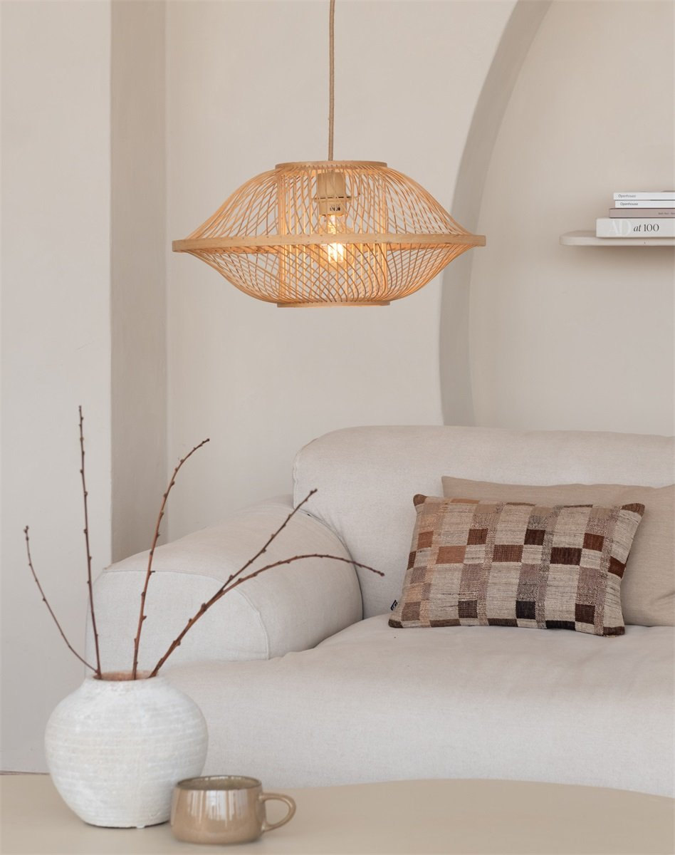 Suspension Maui en bamboo au design naturel par Good & Mojo Suspension Maui en bamboo au design naturel par Good & Mojo