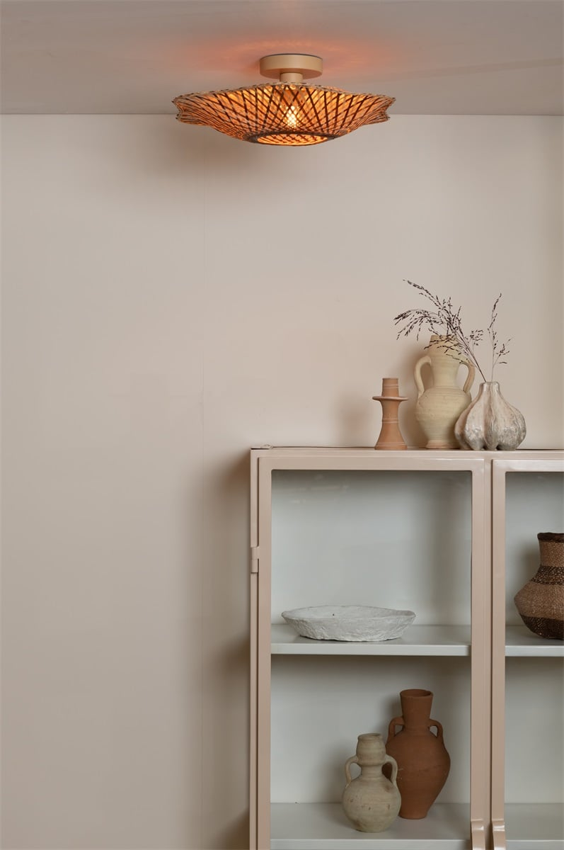 Plafonnier Madura en bamboo au design naturel par Good & Mojo Plafonnier Madura en bamboo au design naturel par Good & Mojo