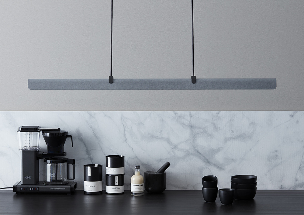 Suspension linéaire Fold G2 dimmable en métal au design contemporain par Belid Suspension linéaire Fold G2 dimmable en métal au design contemporain par Belid