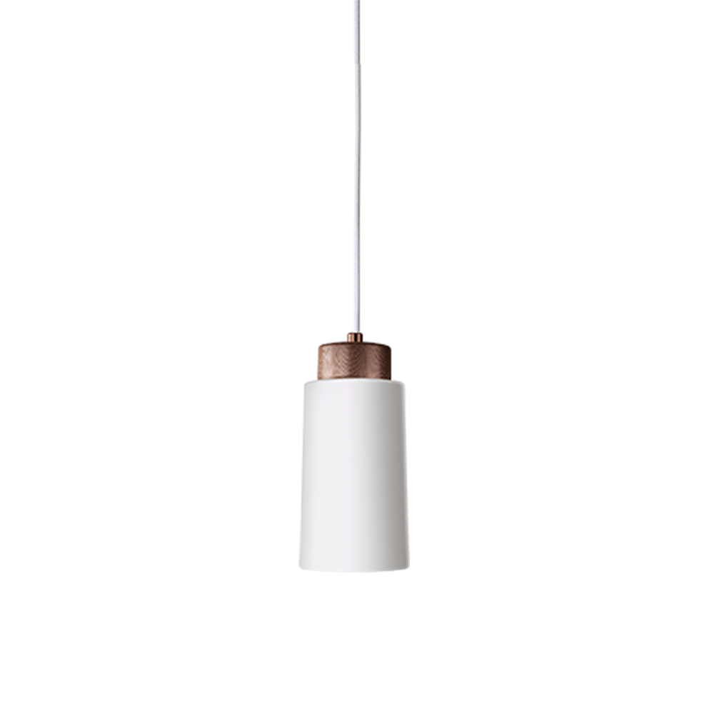 Suspension Edge dimmable base en métal en forme de tube au design contemporain par Herstal