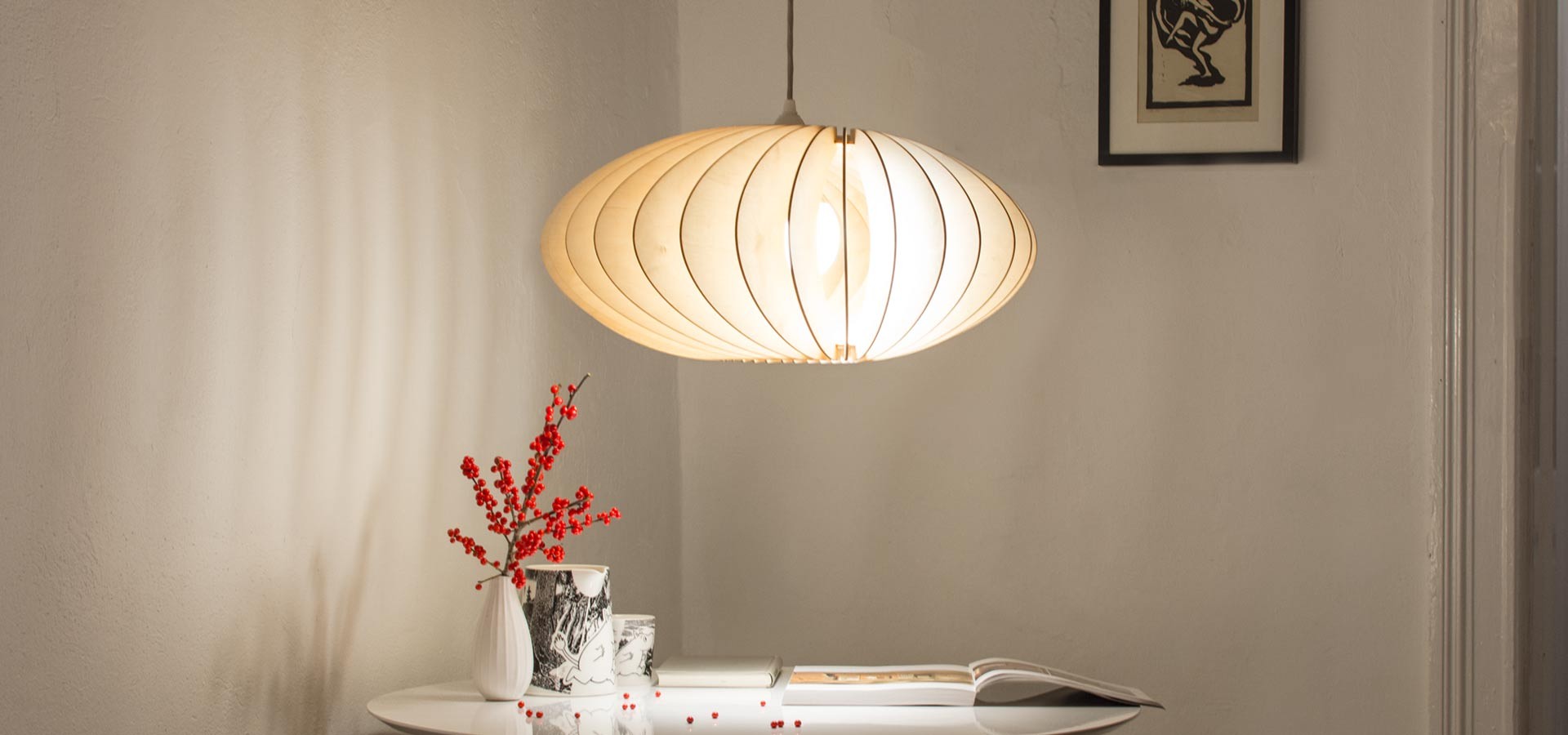 Suspension en forme de nuage NEFI Ø46cm découpée au laser en bouleau naturel par IUMI Design Suspension en forme de nuage NEFI Ø46cm découpée au laser en bouleau naturel par IUMI Design