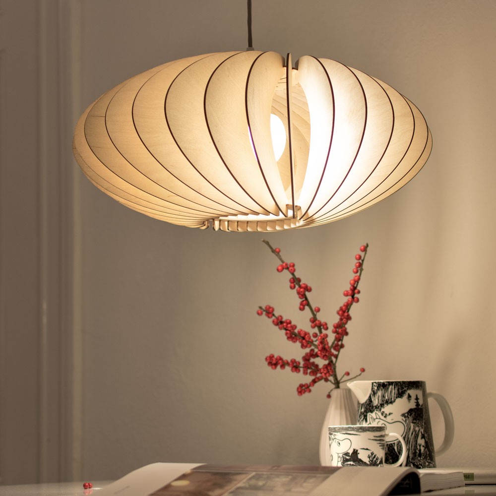Suspension en forme de nuage NEFI Ø46cm découpée au laser en bouleau naturel par IUMI Design Suspension en forme de nuage NEFI Ø46cm découpée au laser en bouleau naturel par IUMI Design