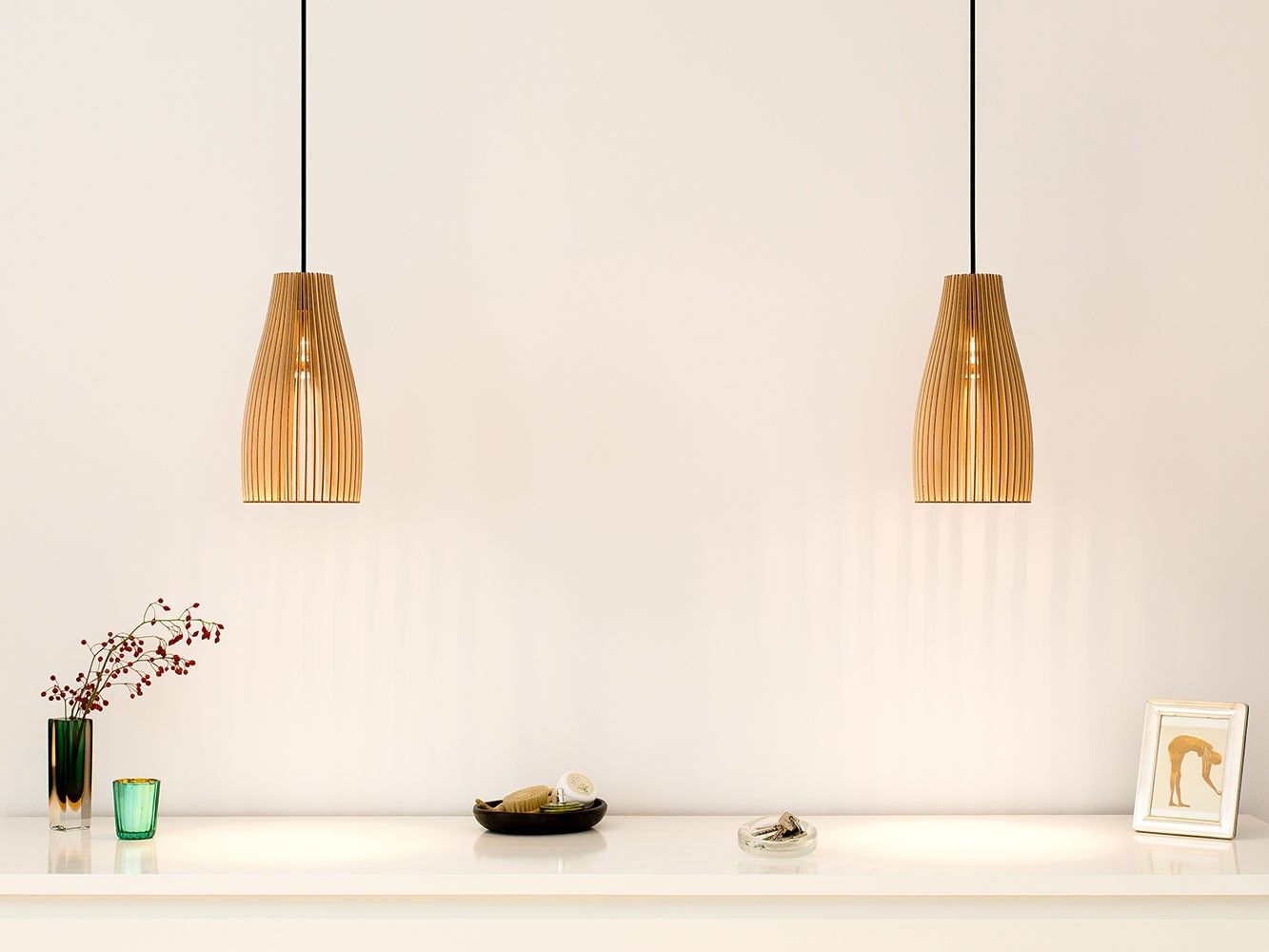 Suspension ENA Ø14 cm en bouleau naturel découpée au laser au design scandinave par IUMI Design Suspension ENA Ø14 cm en bouleau naturel découpée au laser au design scandinave par IUMI Design