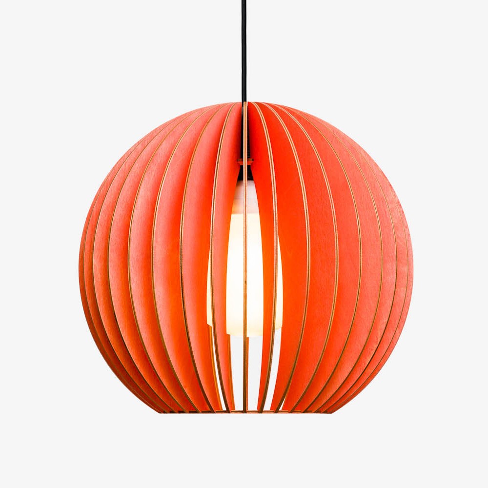 Suspension AION Ø30cm en bouleau naturel découpée au laser au design scandinave par IUMI Design Suspension AION Ø30cm en bouleau naturel découpée au laser au design scandinave par IUMI Design