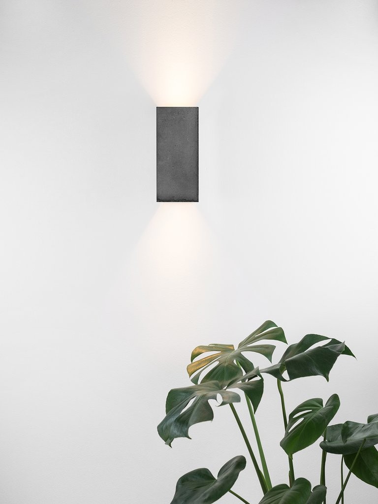 Applique Design B8 Cubic réctangulaire Noir en béton par Gant Light Applique Design B8 Cubic réctangulaire Noir en béton par Gant Light