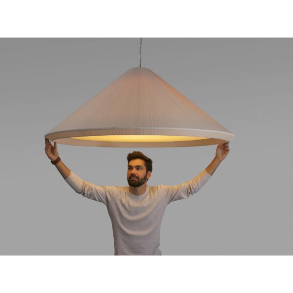 Suspension contemporaine Hue In ø70 avec abat-jour en textile par Nahtrang