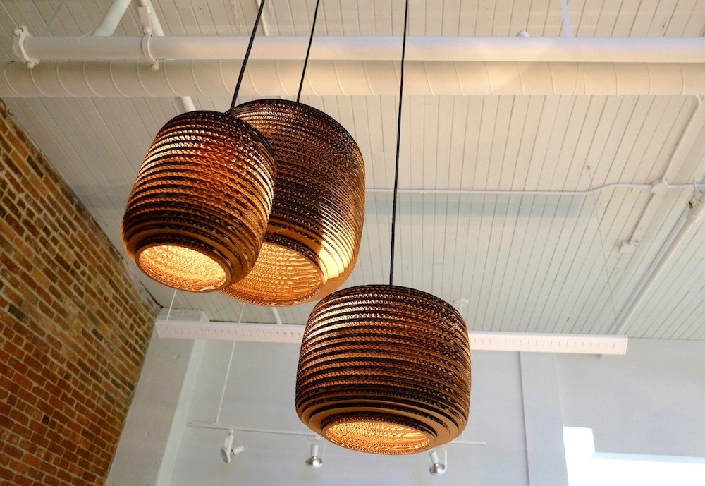 Suspension en carton recyclé Ausi8 ∅24 Scraplights par Graypants Suspension en carton recyclé Ausi8 ∅24 Scraplights par Graypants