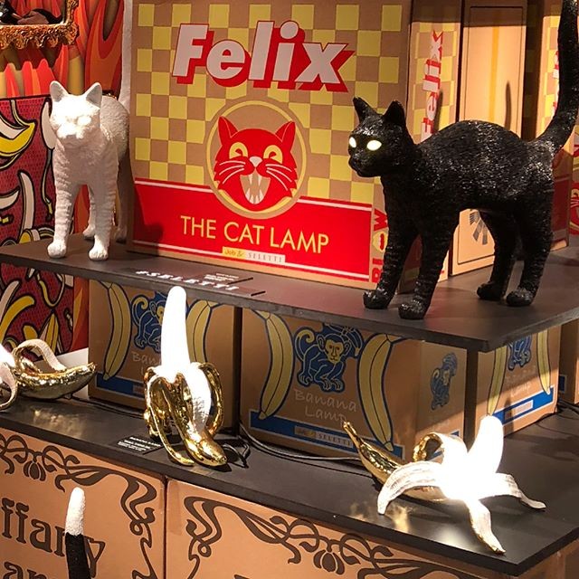 Lampe à poser Felix noir en résine en forme de chat par Studio Job X Seletti Lampe à poser Felix noir en résine en forme de chat par Studio Job X Seletti