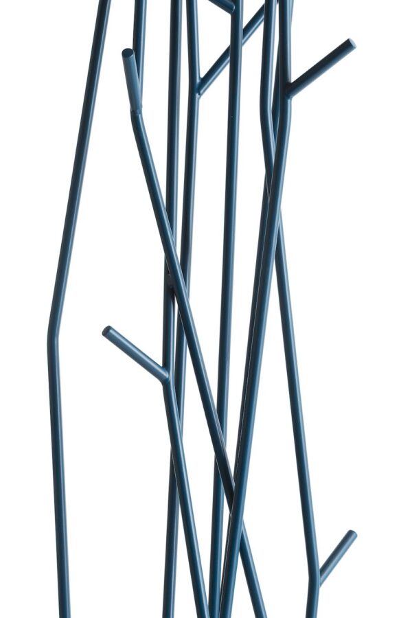 Porte-manteau Latva au design contemporain en acier par Mikko Laakkonen X Covo design