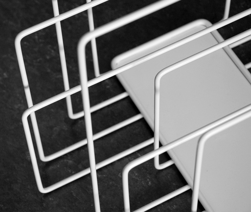 Porte-revues au sol RANDOM au design contemporain par Takahide Sano X Covo design Porte-revues au sol RANDOM au design contemporain par Takahide Sano X Covo design